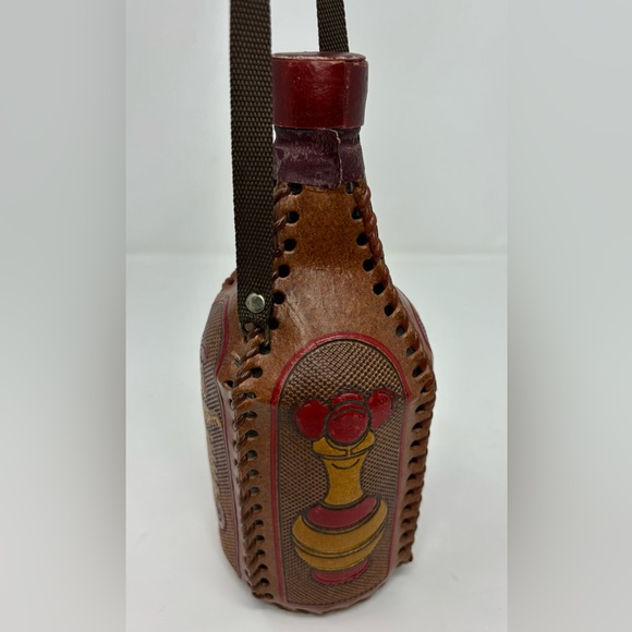Vintage Columbia Decanter Leather Hand Tooled Empty Bottle Flask With Cap Strap - Picture 12 of 16
